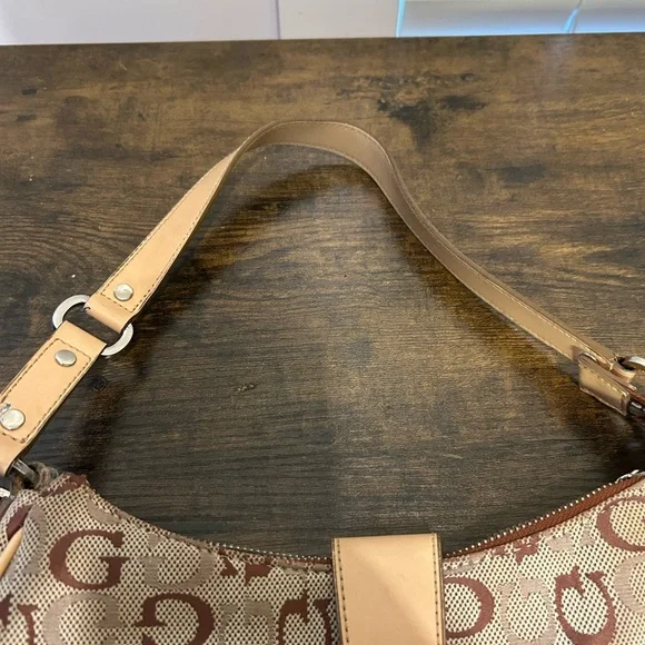 Guess Vintage Y2K Tan Brown Shoulder Bag Monogram Logo Hand Bag Zipper Pockets - Picture 4 of 7